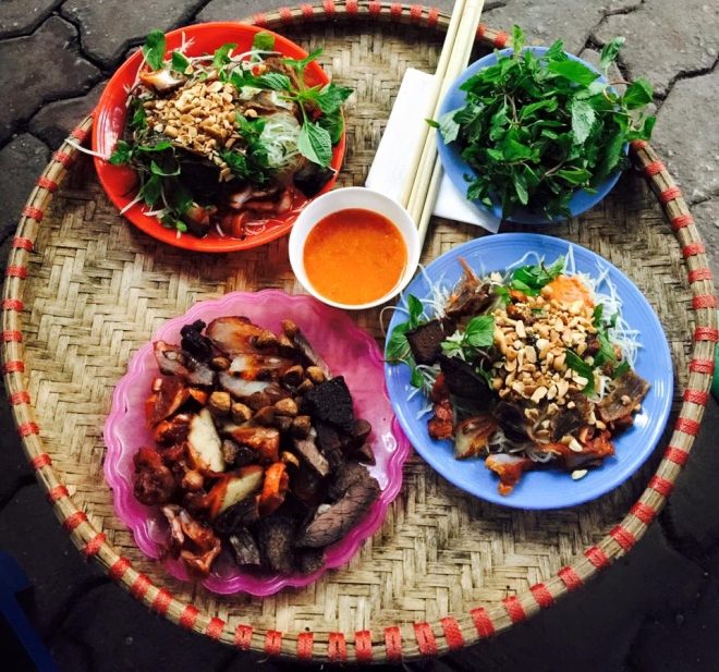 Hình ảnh món ăn vặt hấp dẫn nhất Hà Nội